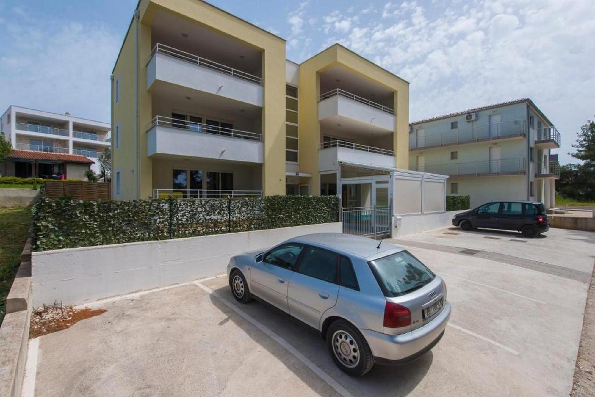 Apartments Villa Ema Zadar Exterior photo